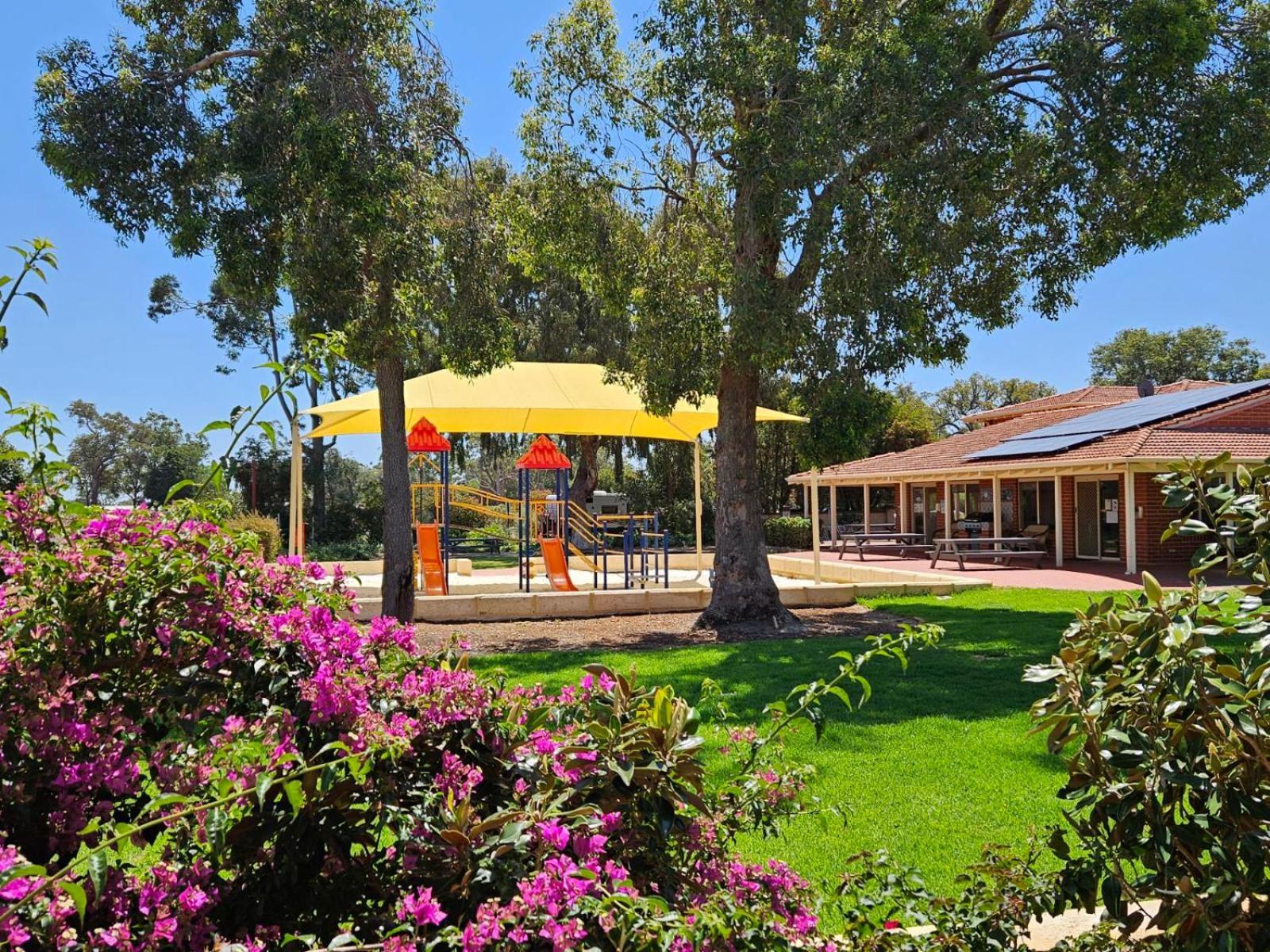 Hotel Banksia Tourist Park à Perth Extérieur photo